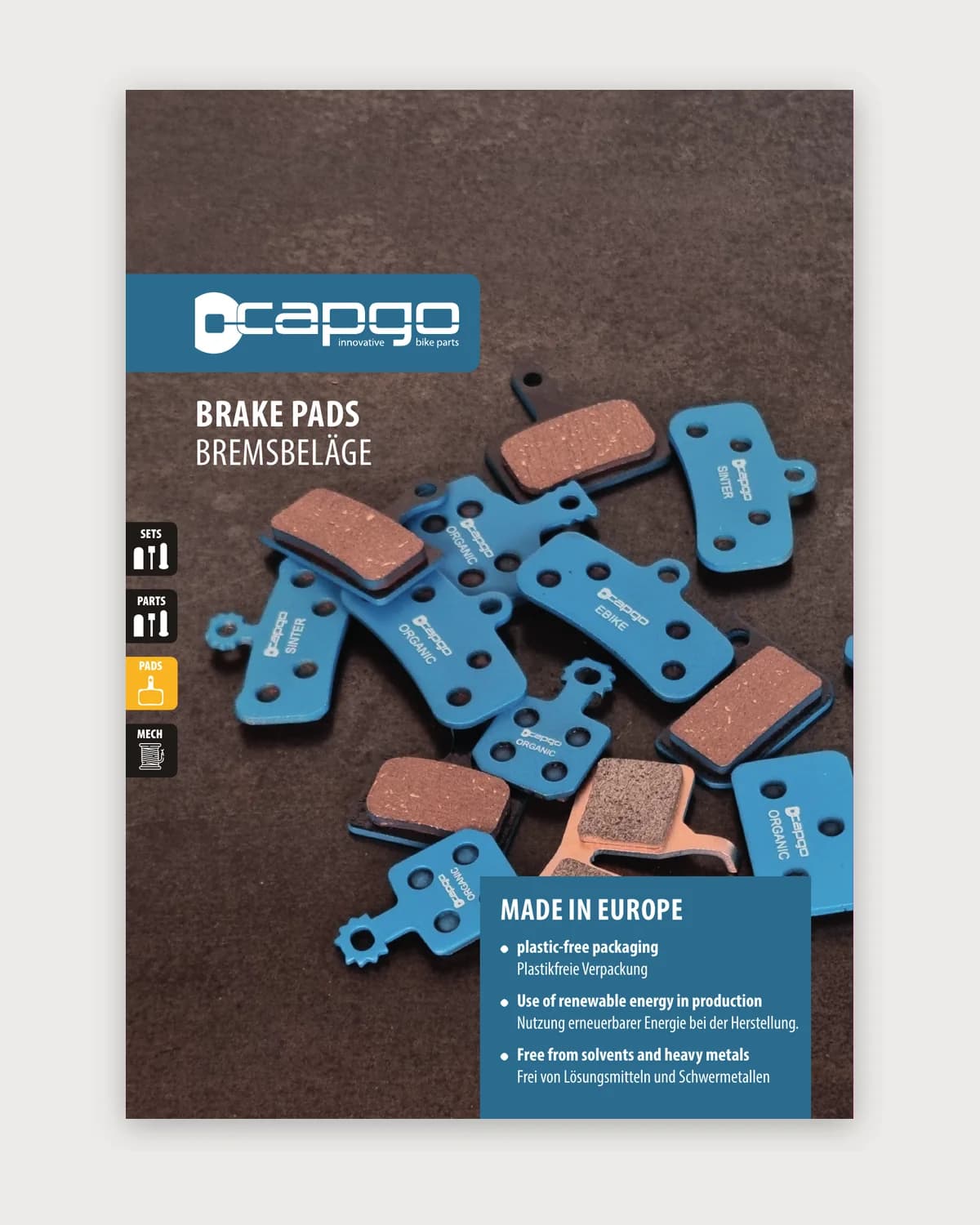 Die Auftaktseite Brake Pads, Bremsbeläge aus dem capgo-Produktkatalog: blaue Bremsbeläge auf dunklem Grund, darunter ein Kasten Made in Europe.