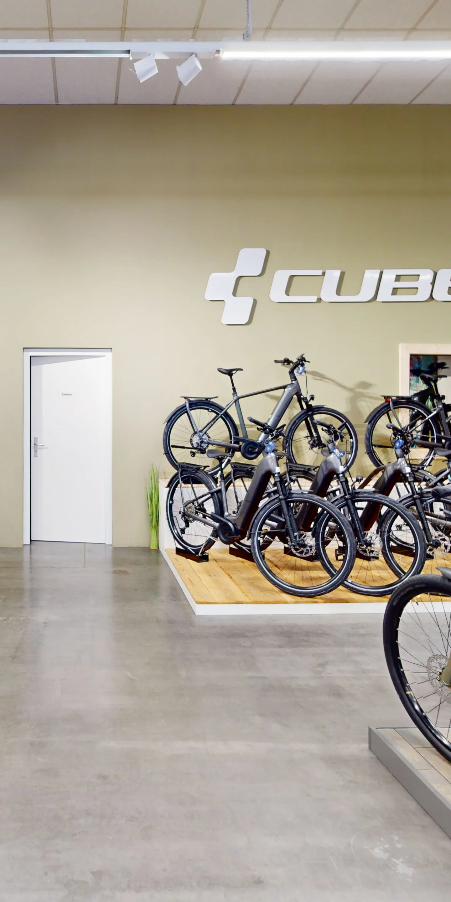 CUBE Store Dingolfing: Fahrradfachgeschäft in Niederbayern