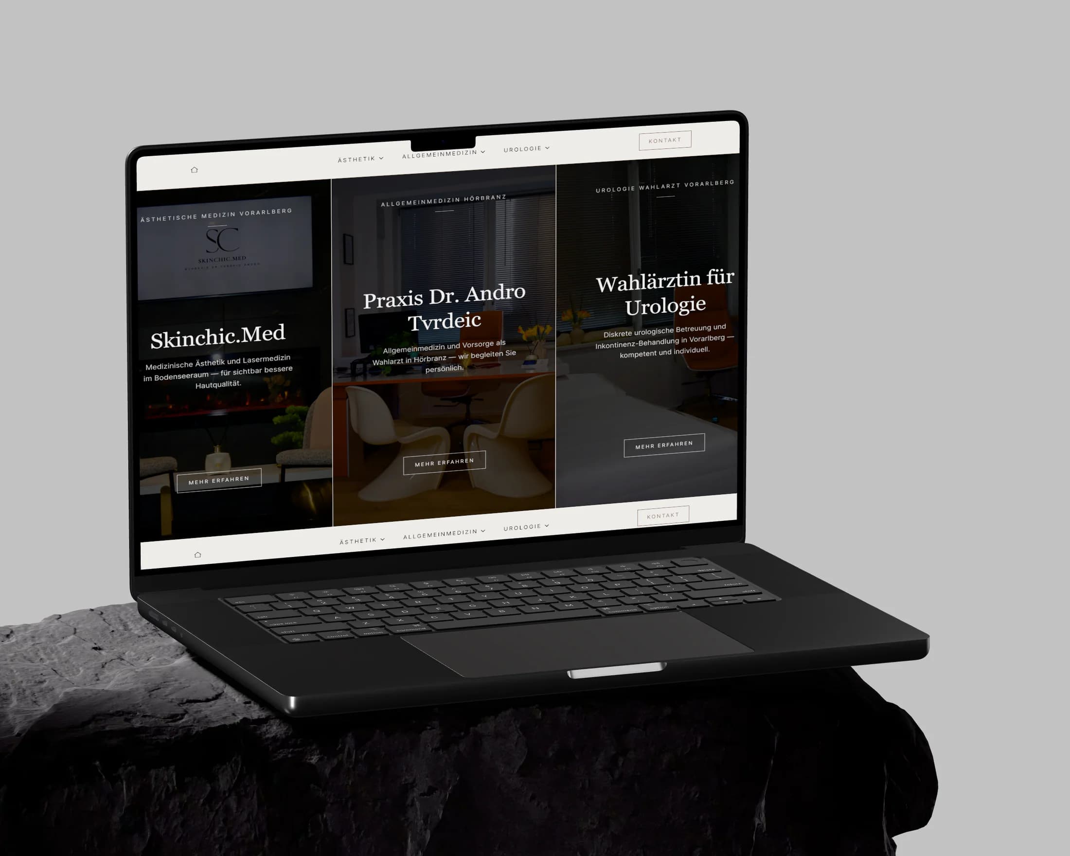 Die frühere Website von Skinchic.Med auf einem MacBook: drei nebeneinanderliegende Spalten für Ästhetik, Praxis Dr. Tvrdeić und Urologie, jede mit eigenem Bild und eigenem Titel.